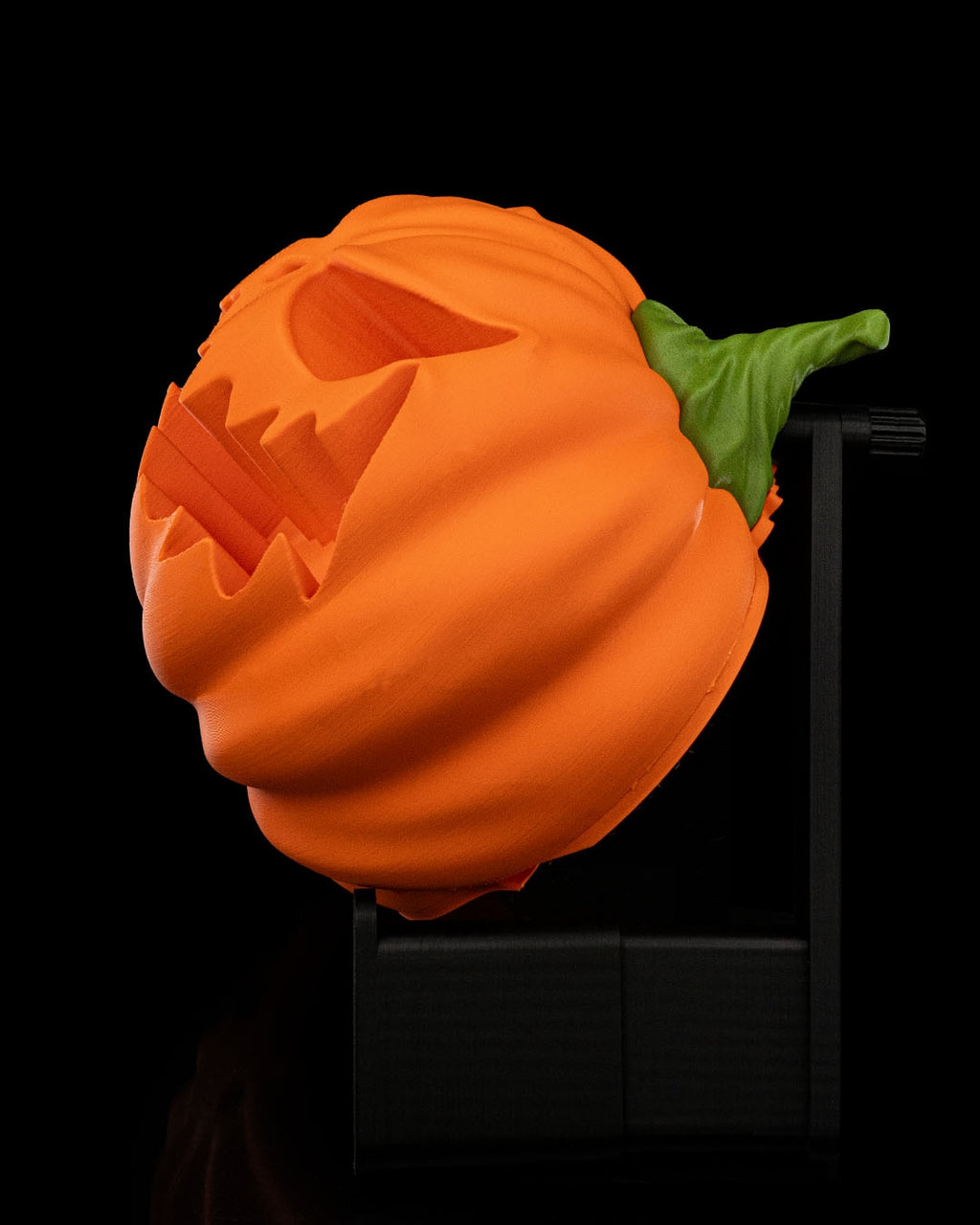 Flaming Pumpkin Wall Lamp