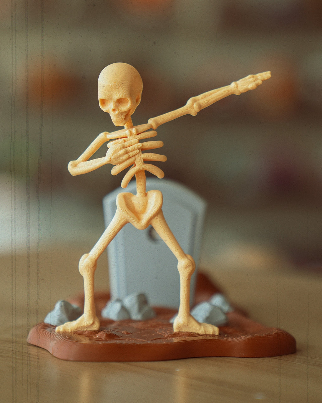 The Un-Dab Table Lamp